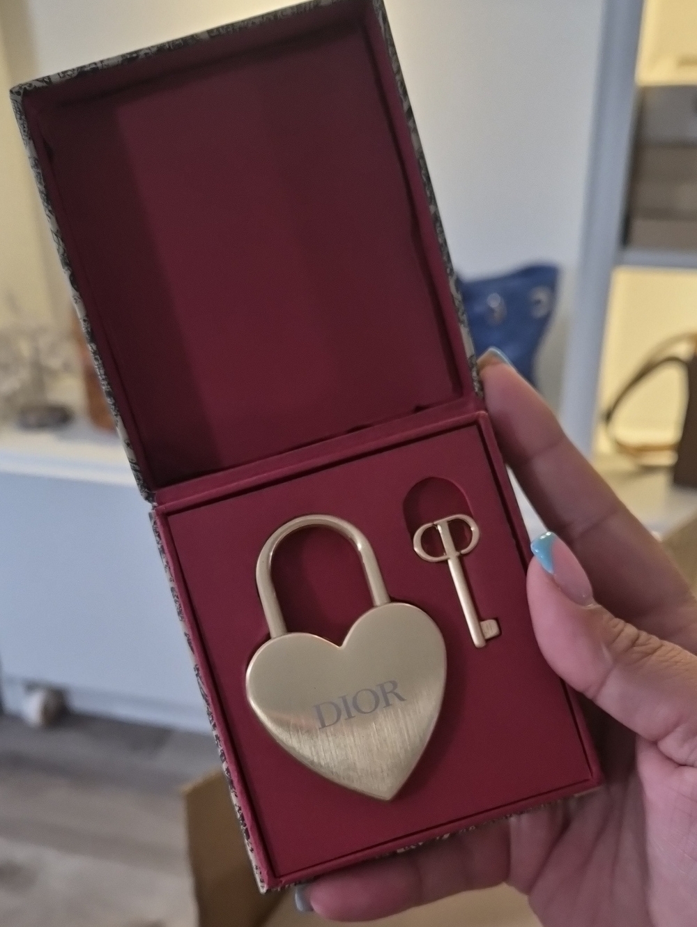 Gwp Dior Gold Heart Padlock w/key💛